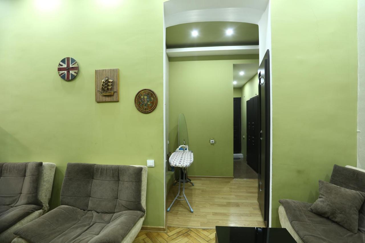 Your Home In The Centre Of Old Tbilisi Exterior photo